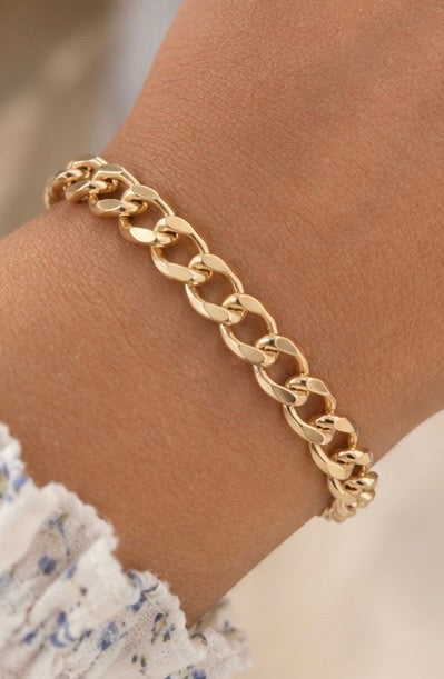Gold adjustable curb chain bracelet