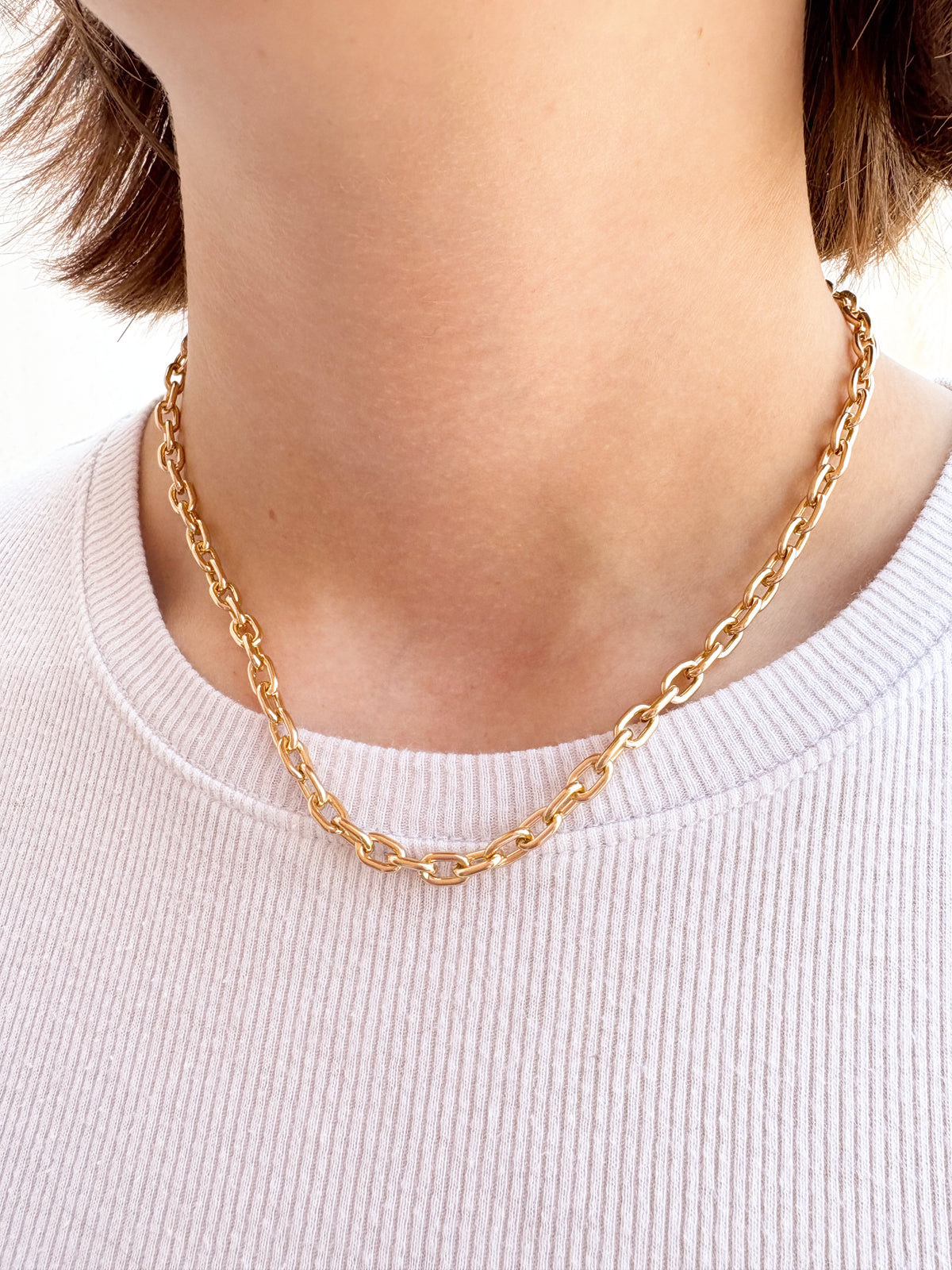 Gold oval paperclip chain