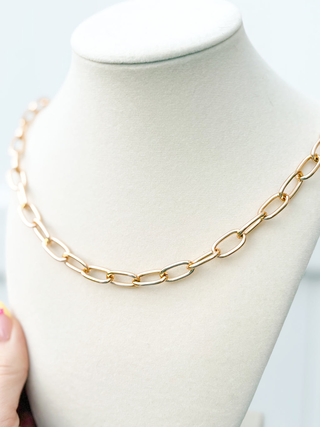 Gold chunky oval paperclip chain