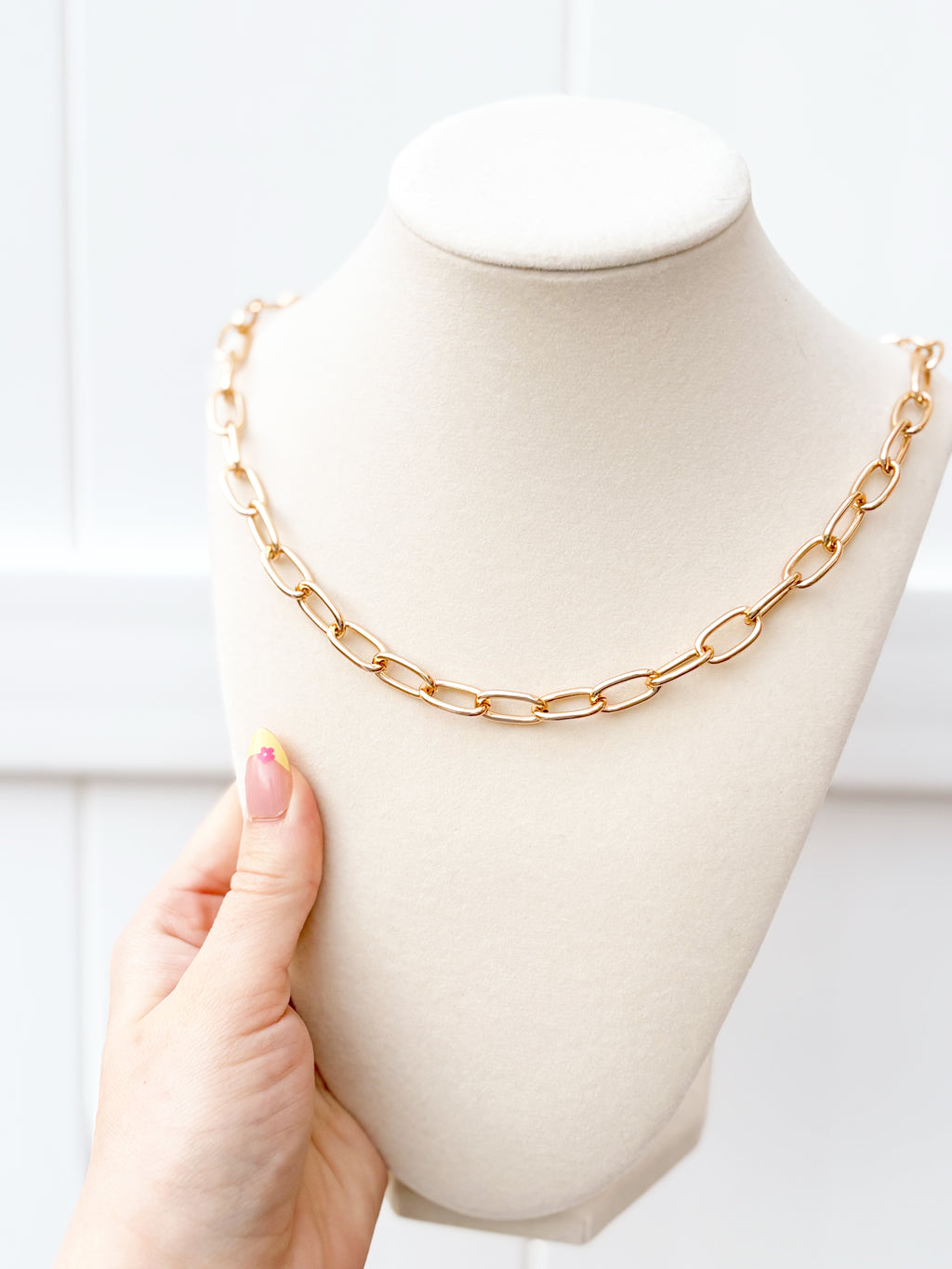 Gold chunky oval paperclip chain